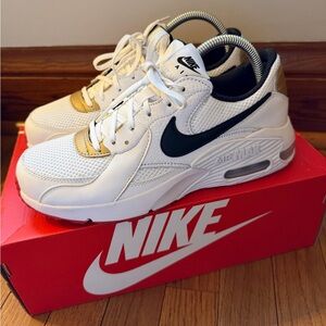 (Women) Nike Air Max Excee 'White University Red'
CD5432-118 Size 8.5 Sneakers